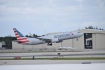 Boeing 737-823